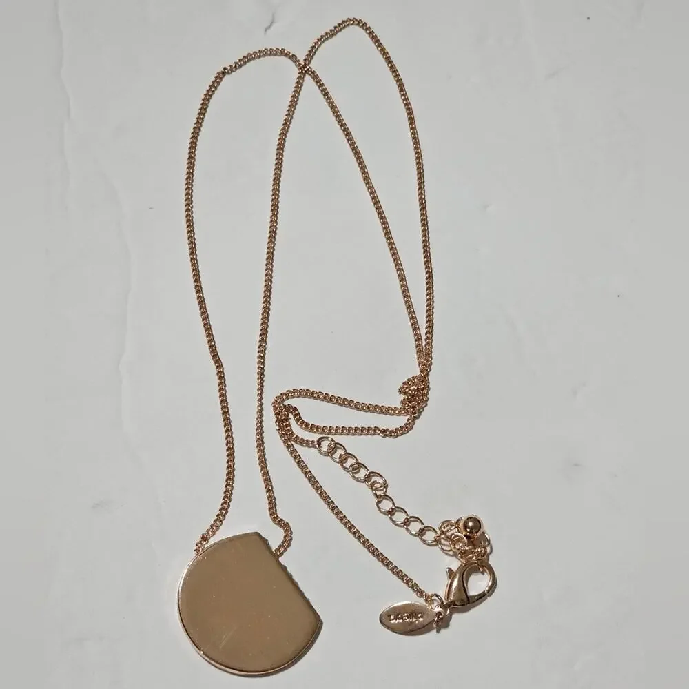 CHICO'S Gold Tone‎ Slide Pendant Necklace